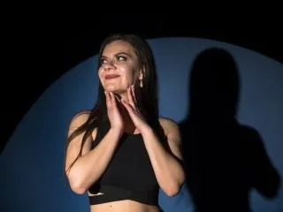 Imagen de perfil de modelo de cámara web de BlackMonnet