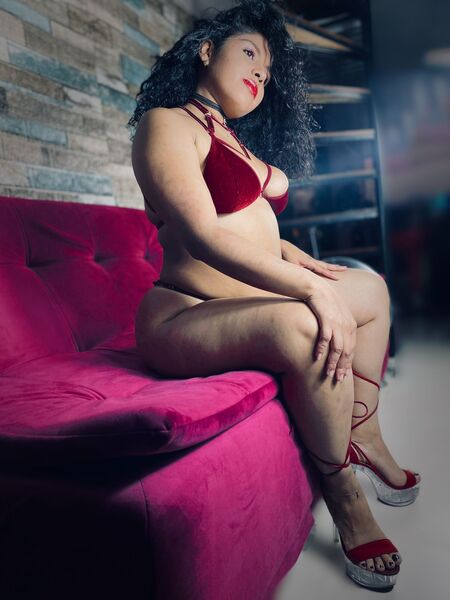 Interprète LucyCurly Photo 11