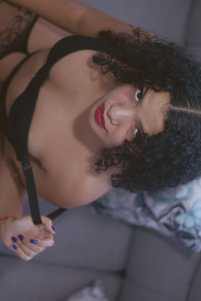 Performer SophieeSky Photo 5