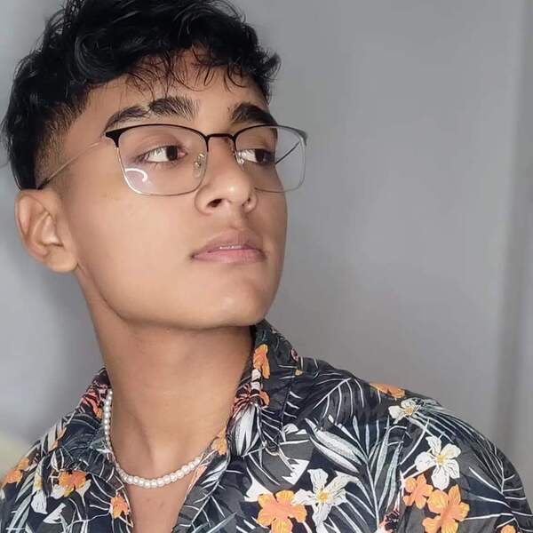 Intérprete FallonClark Foto 4