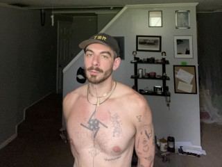 Spac3boy999 profilbild på webbkameramodell