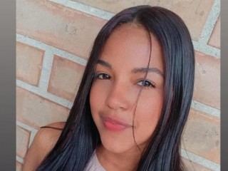 Imagen de perfil de modelo de cámara web de NaimaAndGeo