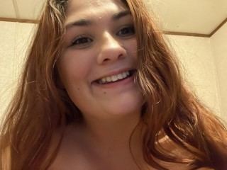 Bustyclara2000 cam model profile picture 