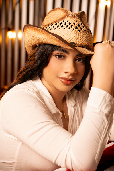 Utøver KataleyaForbess Bilde 8