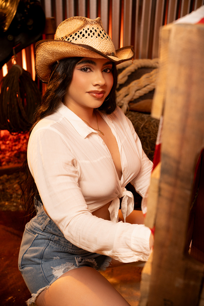 Utøver KataleyaForbess Bilde 9