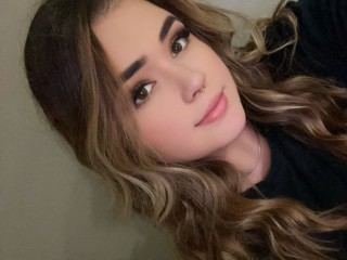 MissDaniXOXO cam model profile picture 