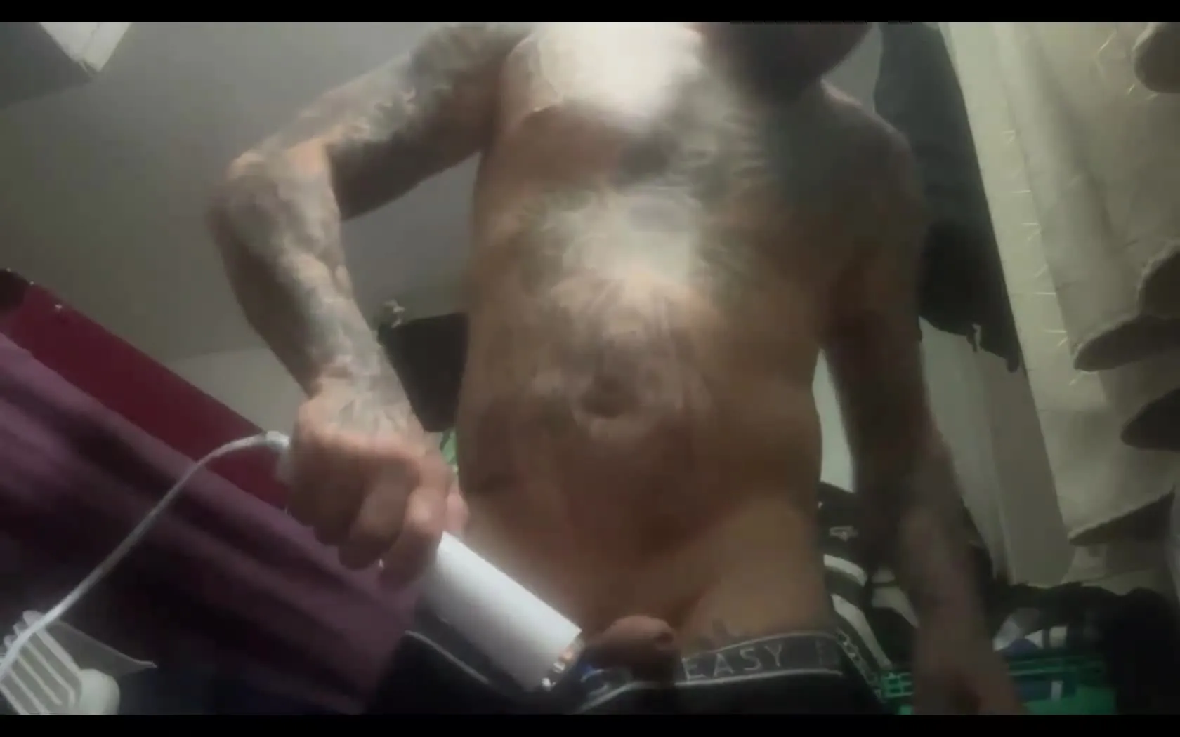 Performer Keenmrkeen Video 1