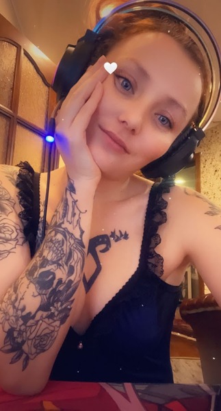 Artiest LilyFoxyL Foto 3