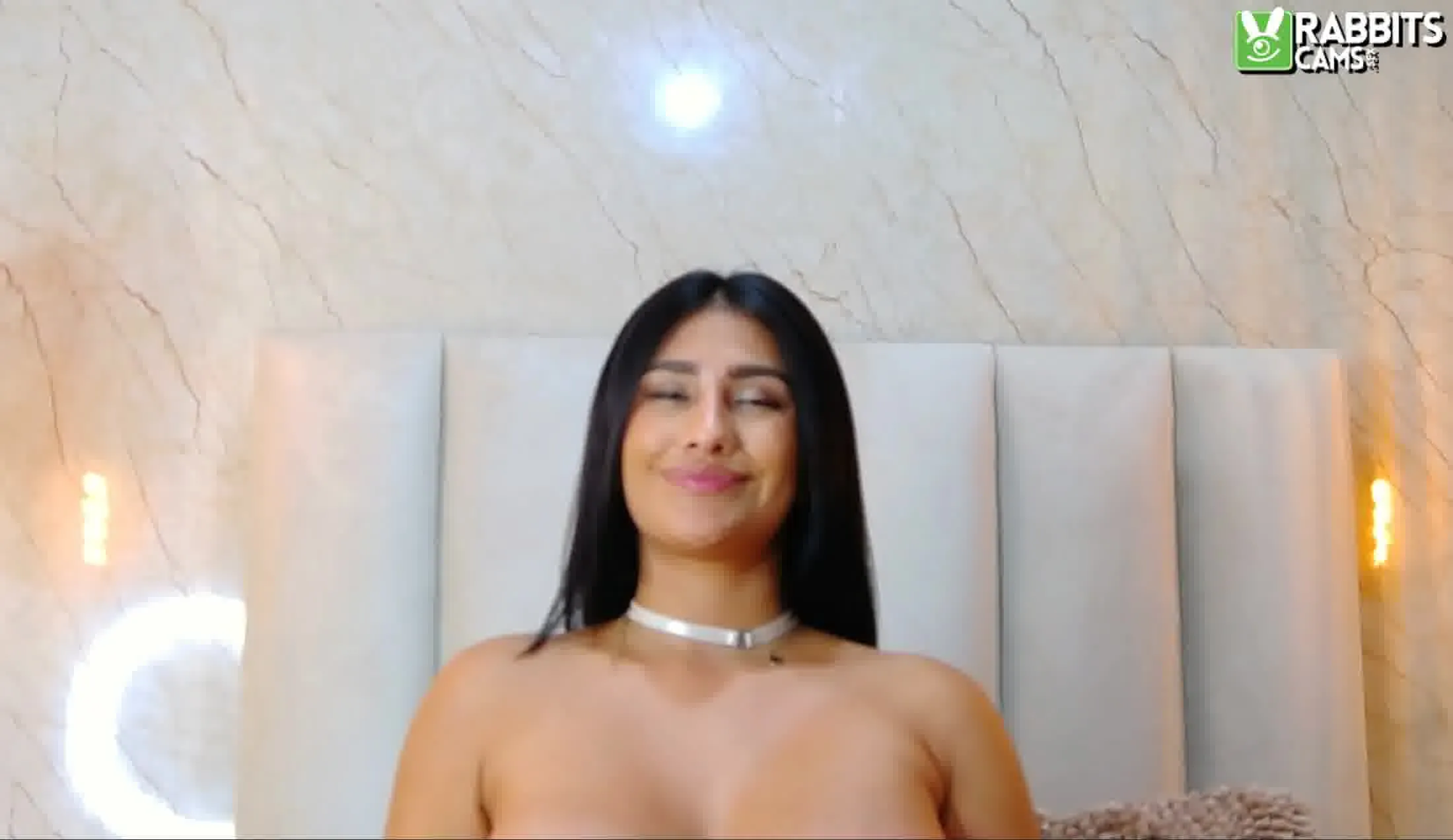Interprete DanaJonas Video 1
