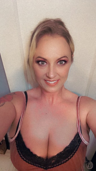 Interprete MistressKryssmaKueen Foto 3