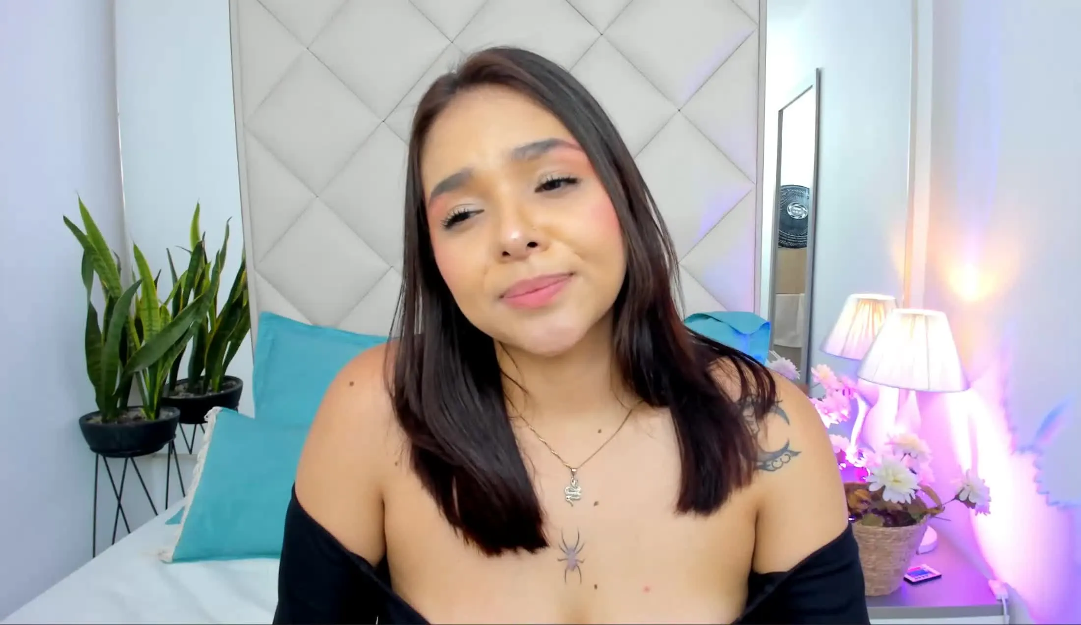 Interprete StephanieRamirez Video 1
