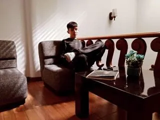 ValentinoLatorre profielfoto van cam model