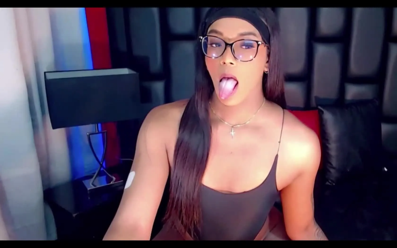 Artist MelanyLarez Video 2