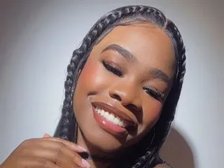 SaraiEvans immagine del profilo del modello di cam