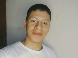 Imagen de perfil de modelo de cámara web de LatinCrazyCouple