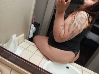Image de profil du modèle de webcam NinaFlower24