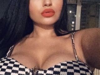 IhssaneBabe Profilbild des Cam-Modells