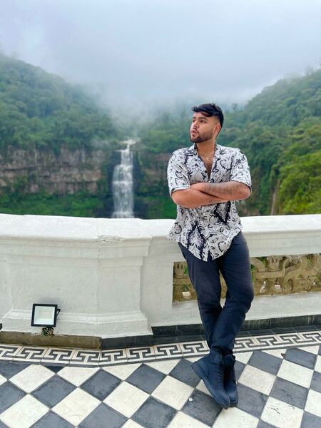 Performer StefanManzur Photo 3