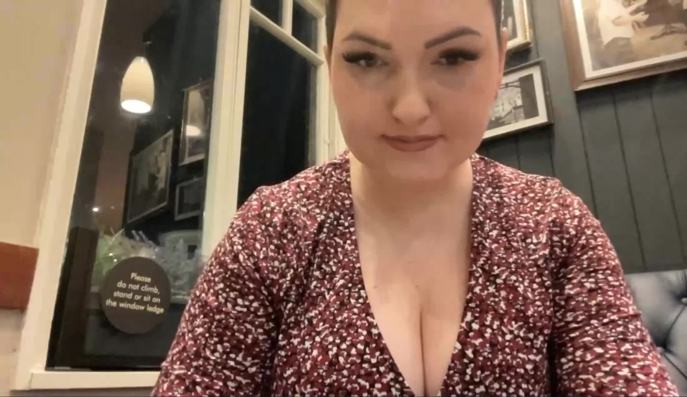 Interprète ScarlettKissxoxoxo Vidéo 2