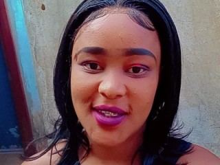 Profilbilde av Curvydoll93 webkamera modell