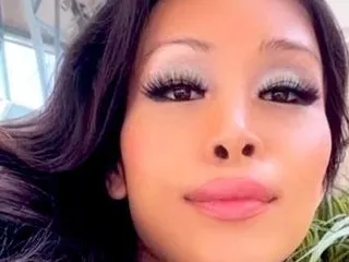 Image de profil du modèle de webcam MarinaDesires