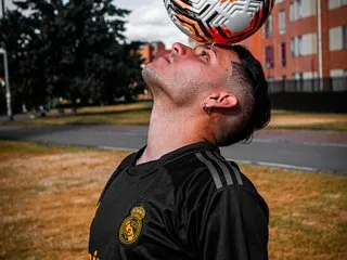 nohawhiite profielfoto van cam model