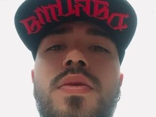 Image de profil du modèle de webcam AlessandroDante