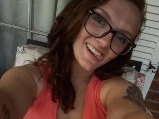 Image de profil du modèle de webcam sexymonie36