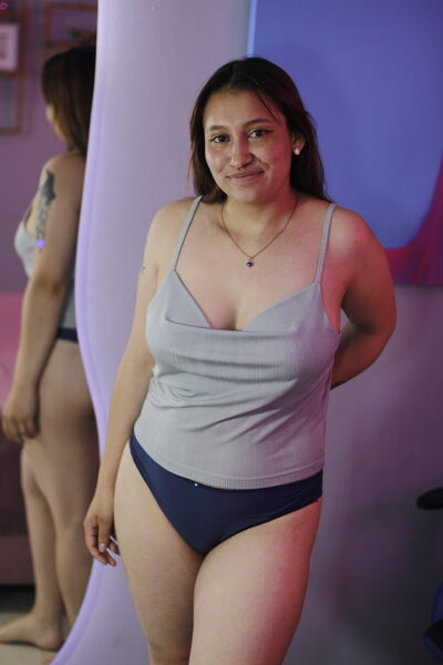 Interprète laucutee Photo 5