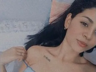 Imagen de perfil de modelo de cámara web de LyraLaurent