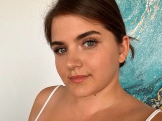 DaisyIsla profilbild på webbkameramodell 