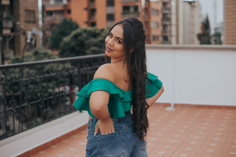 Interprete AliWest Foto 7