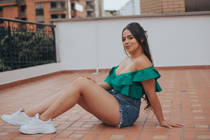 Interprete AliWest Foto 8