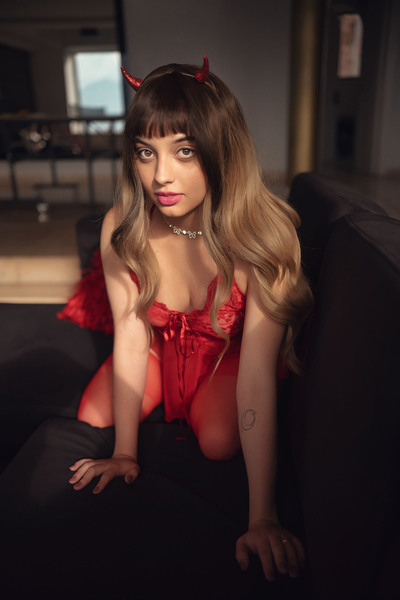 Performer LilitthhRose Photo 10