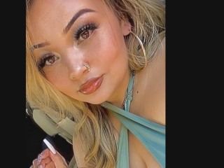 Imagen de perfil de modelo de cámara web de Hazel_Hazelnut