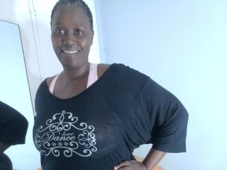 Hugecocoass26 profielfoto van cam model