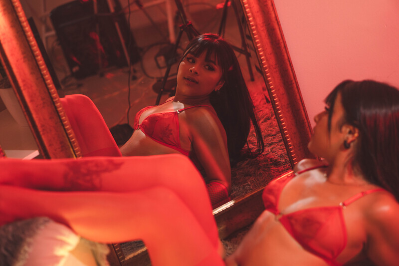 Interprete AdelleWood Foto 9