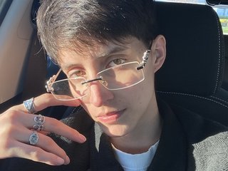 AlexMills18 profielfoto van cam model