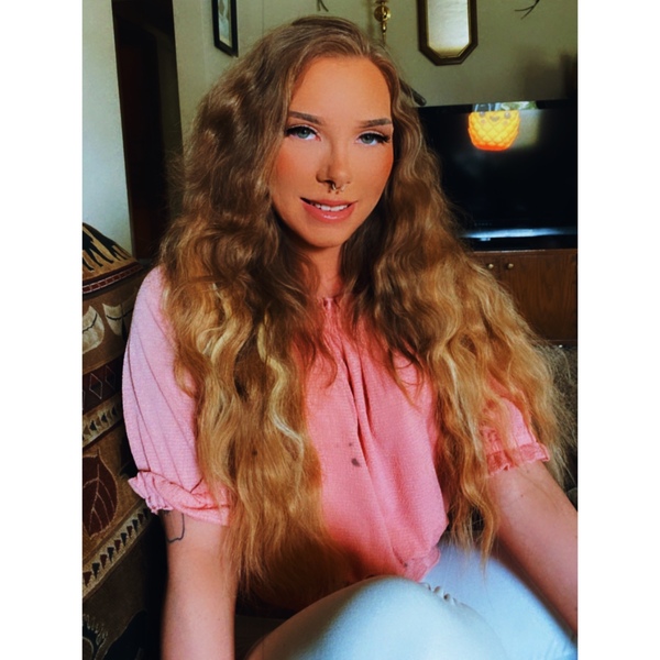 Interprete PetitePeyton Foto 5