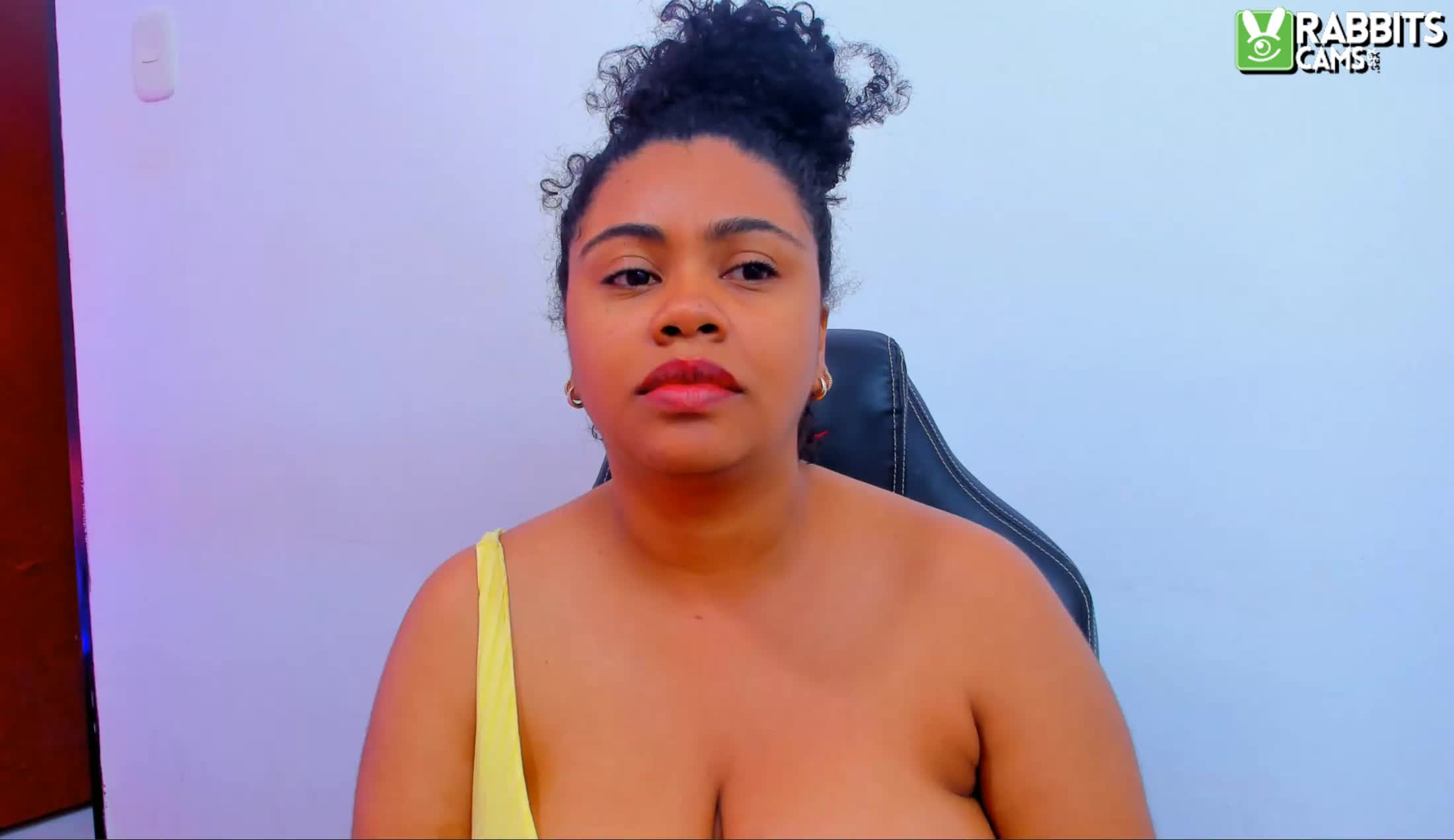 Utøver KimBoobss Video 1