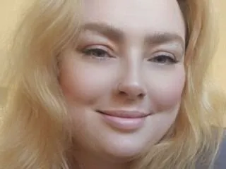 Image de profil du modèle de webcam dailydoseofcurves