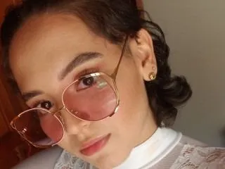 Image de profil du modèle de webcam IsabellaGarciala