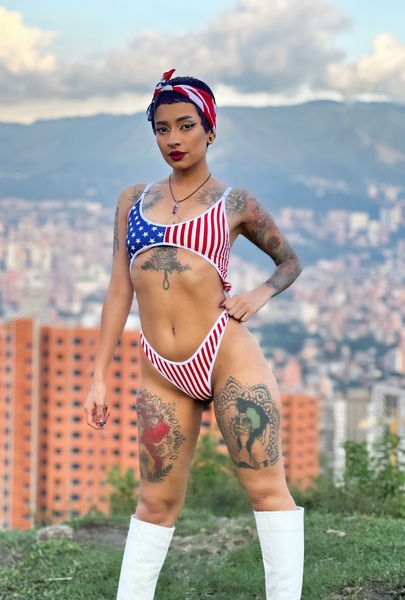 Artist MaryBlaiir Foto 2