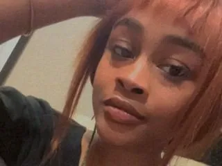 LunaLuvXOXO cam model profile picture