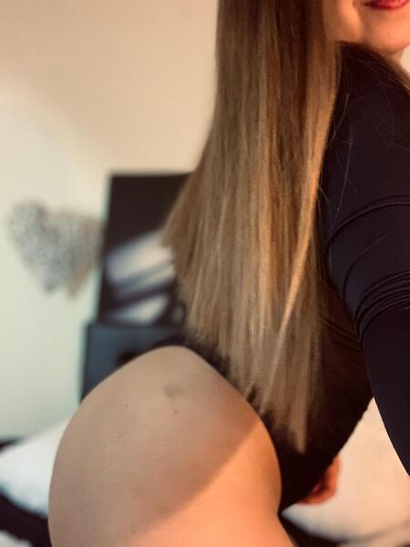 Performer esmeraldasweeett Photo 7