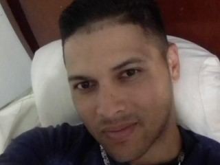 Foto de perfil de modelo de webcam de DiegoMillerr 