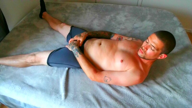 Artiest hungtattedhandsome Foto 7