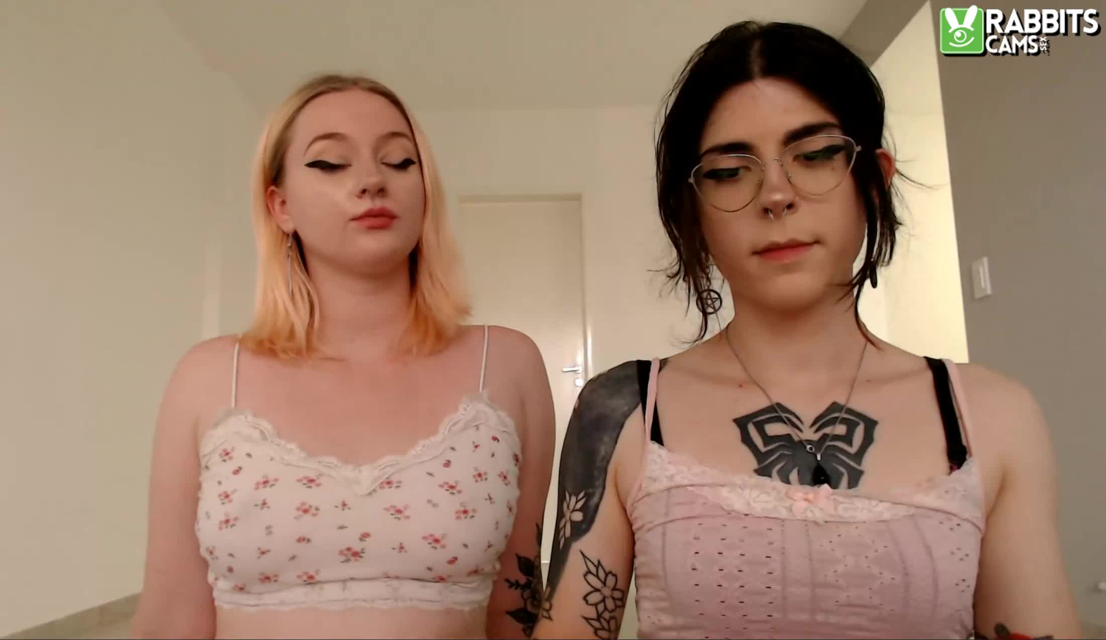 Performer ChloeLevine Video 2