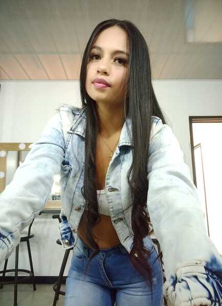 Intérprete alissa_brithe Foto 6