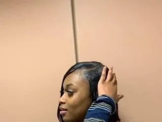 Creamypiexo cam model profile picture